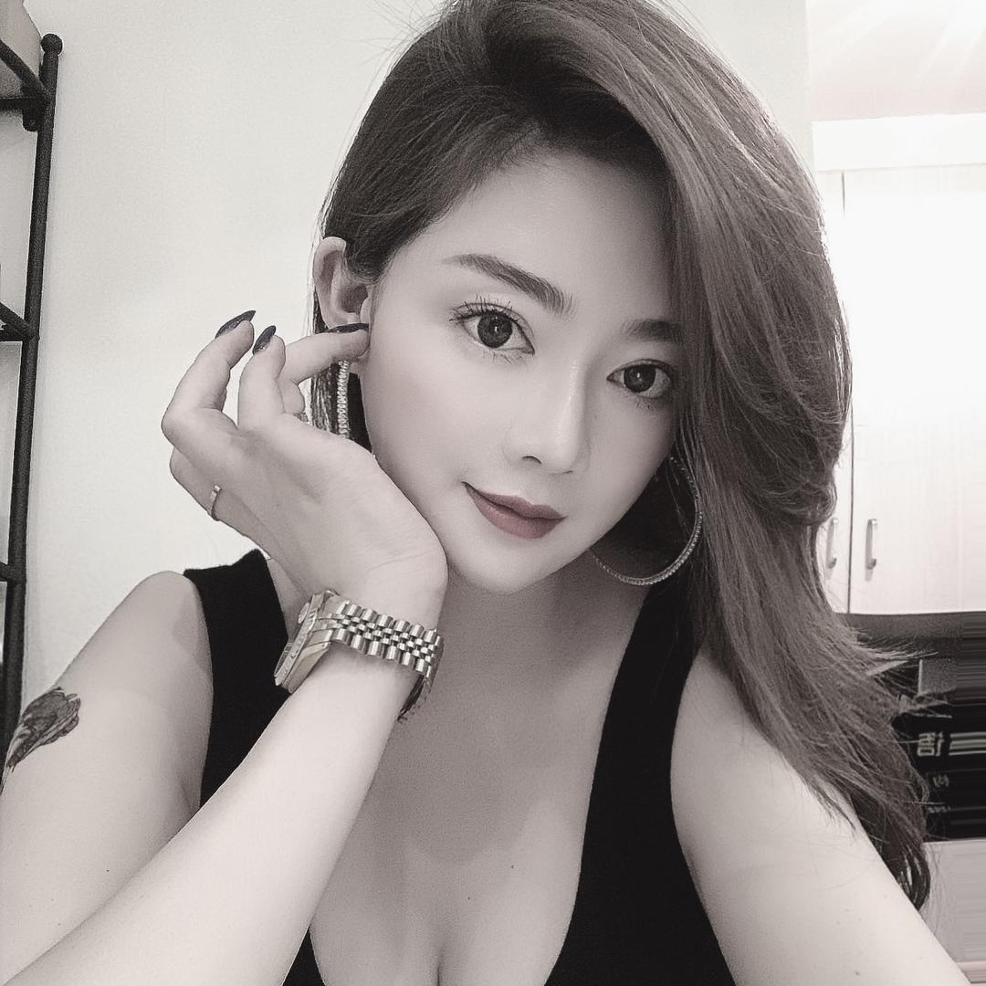 CD莉莉服饰