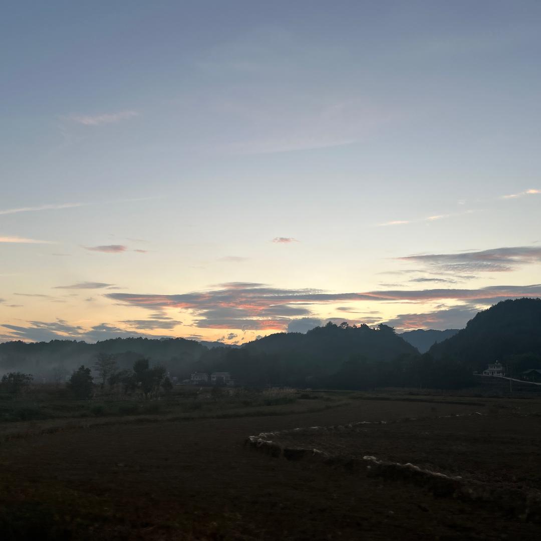 人间清醒的小太阳🌞