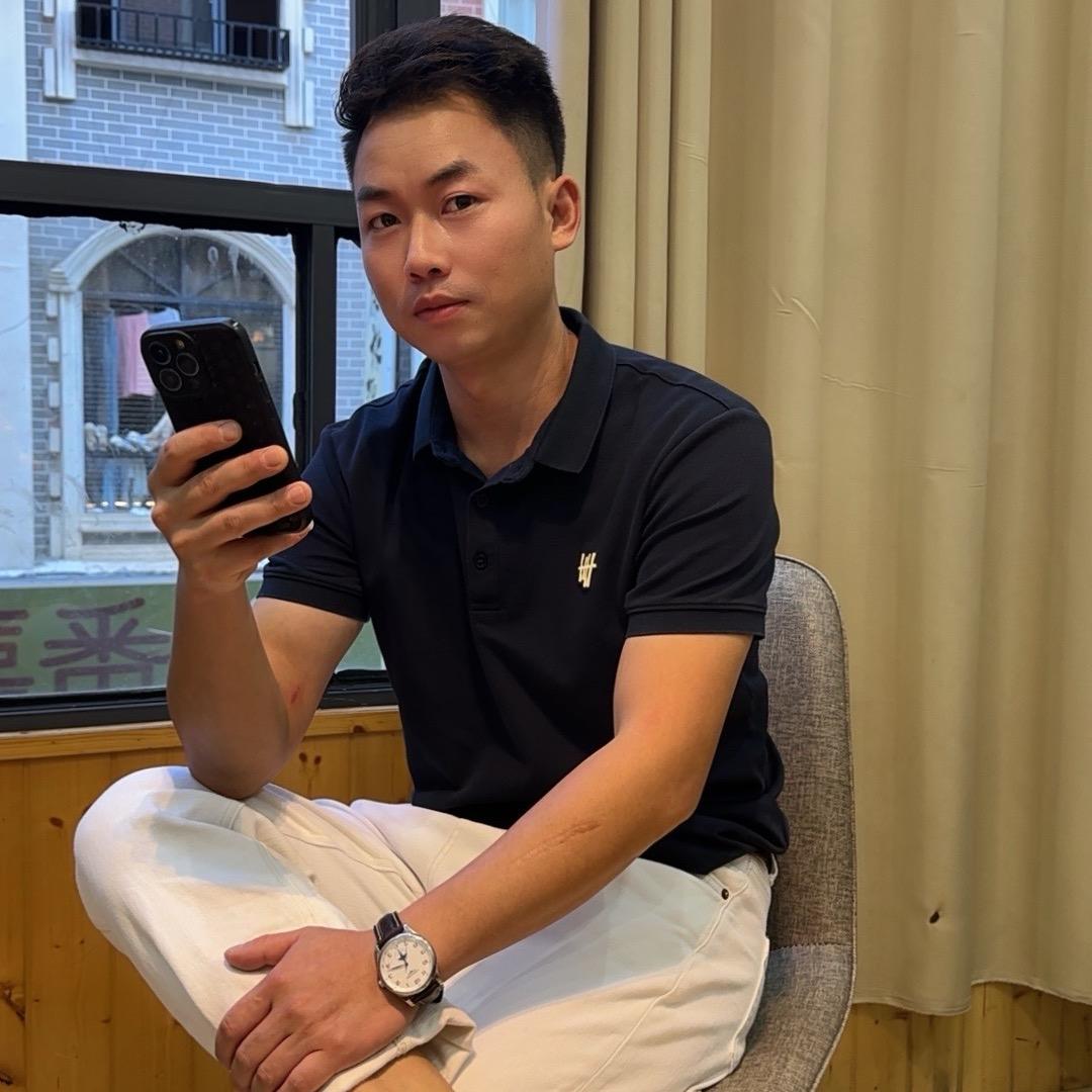 艾乐小魏