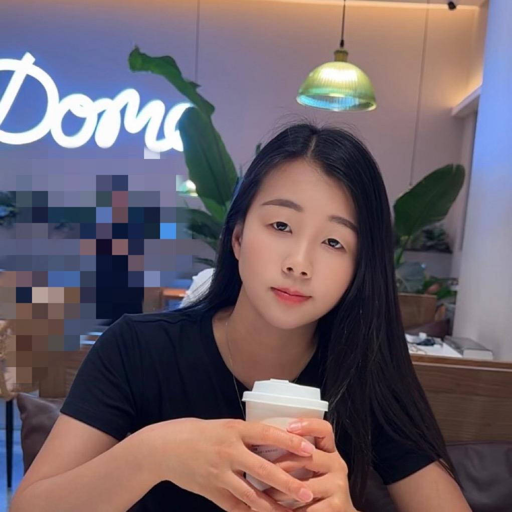 外贸facebook 推广Monica