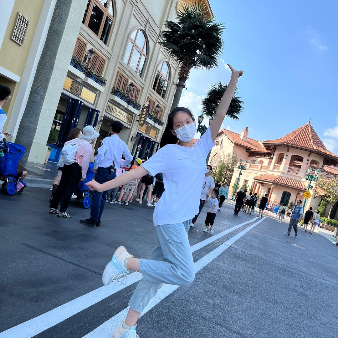 杨贝儿\_