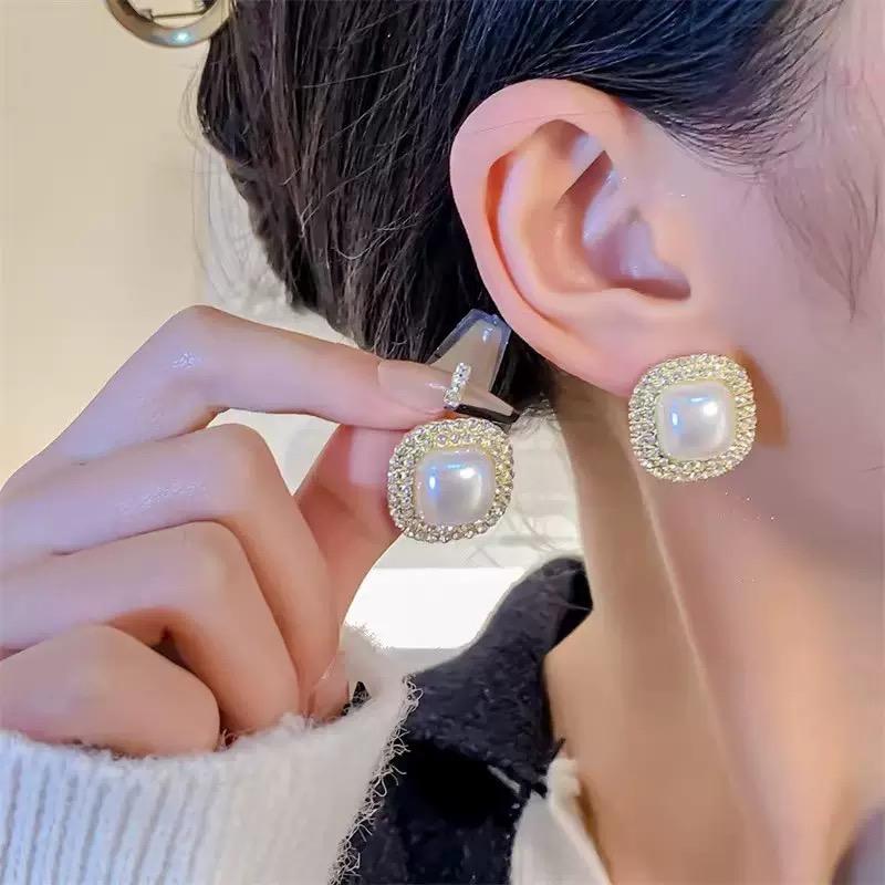 小饰一桩饰品店