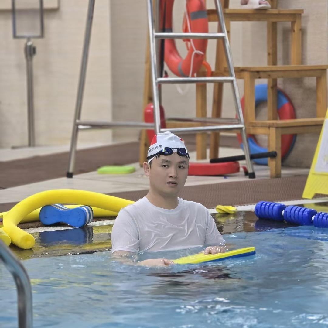 刘教练开心游泳馆(king88店)