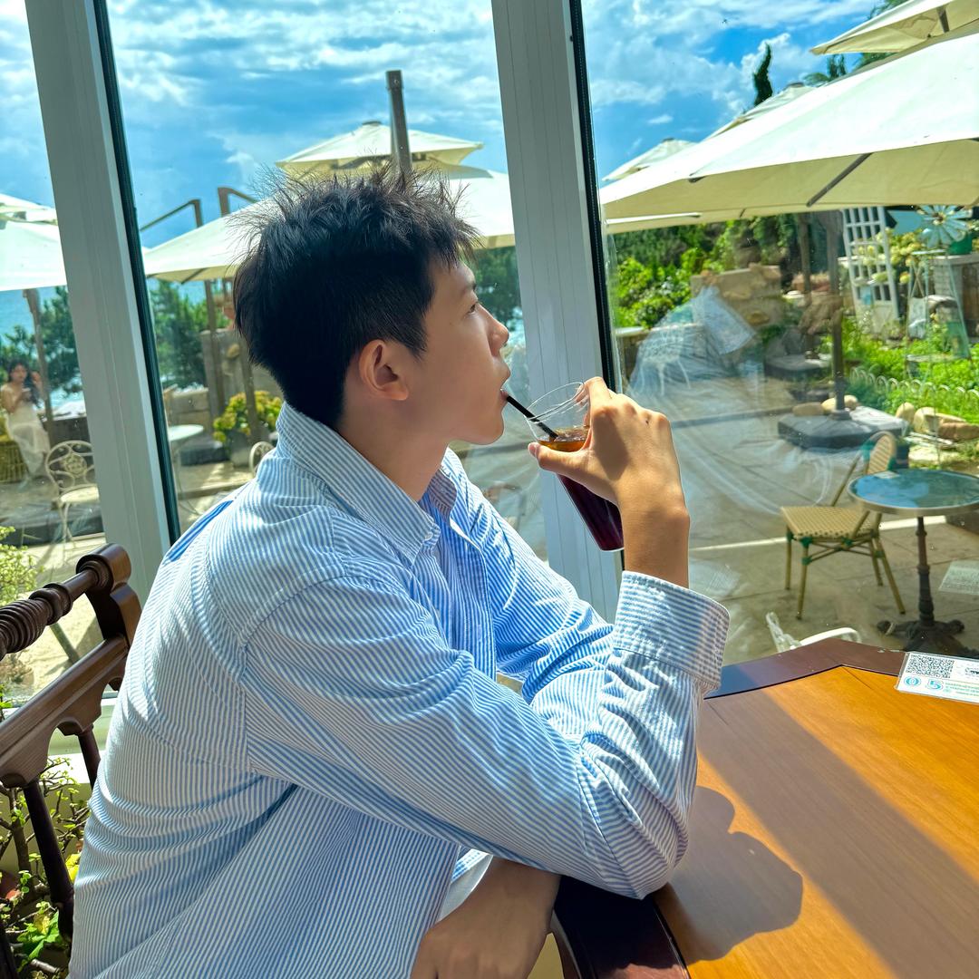 張毓碩Felix