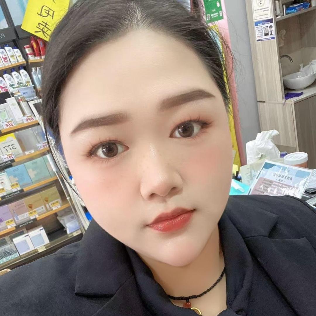 蕾汀卡尔美仑美奂 莹莹