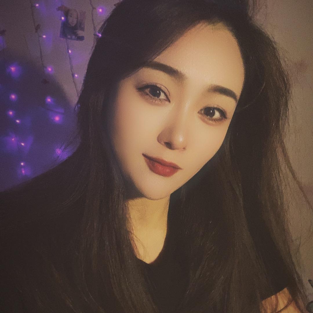 是娜娜吖