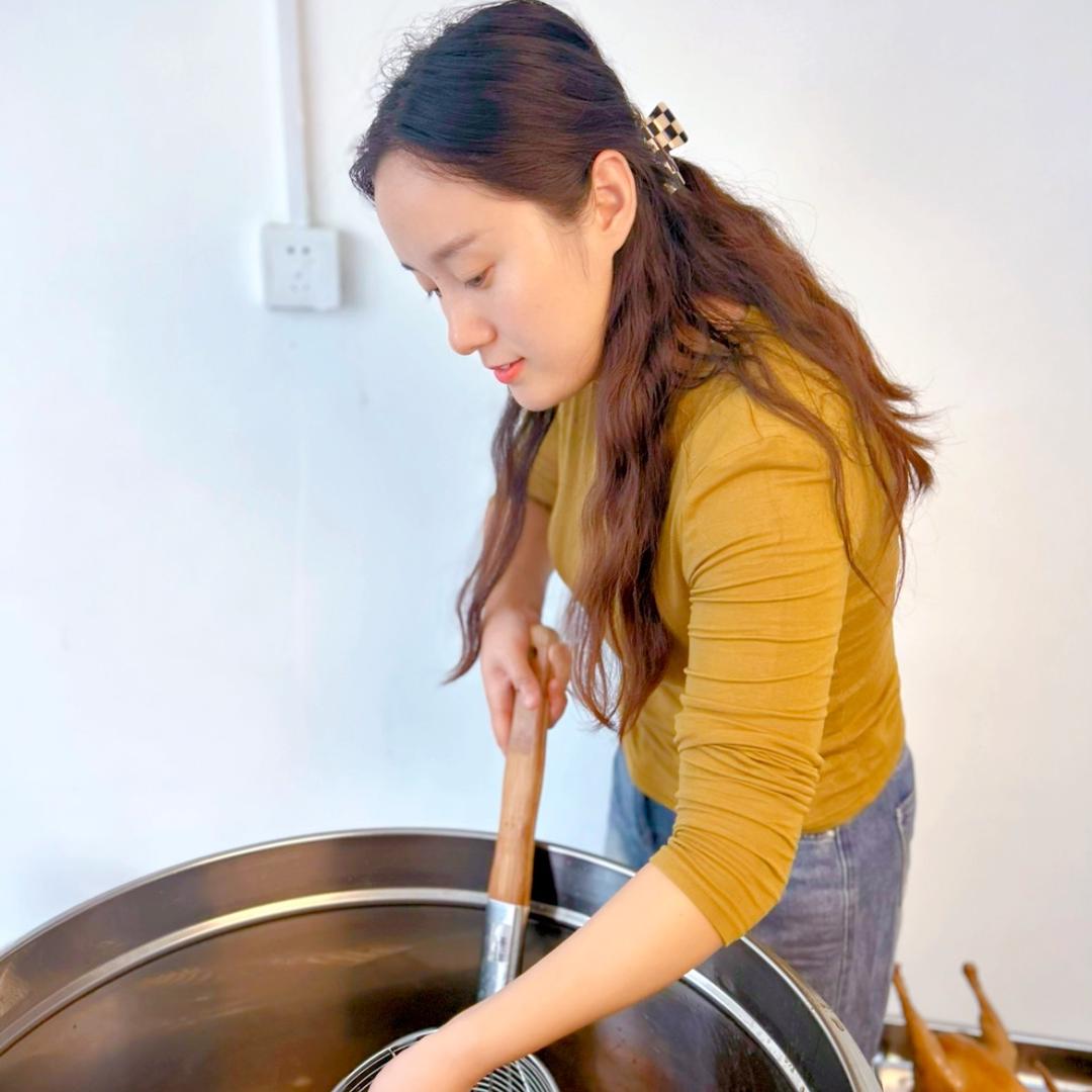 睢小莉麻椒鸡官方号