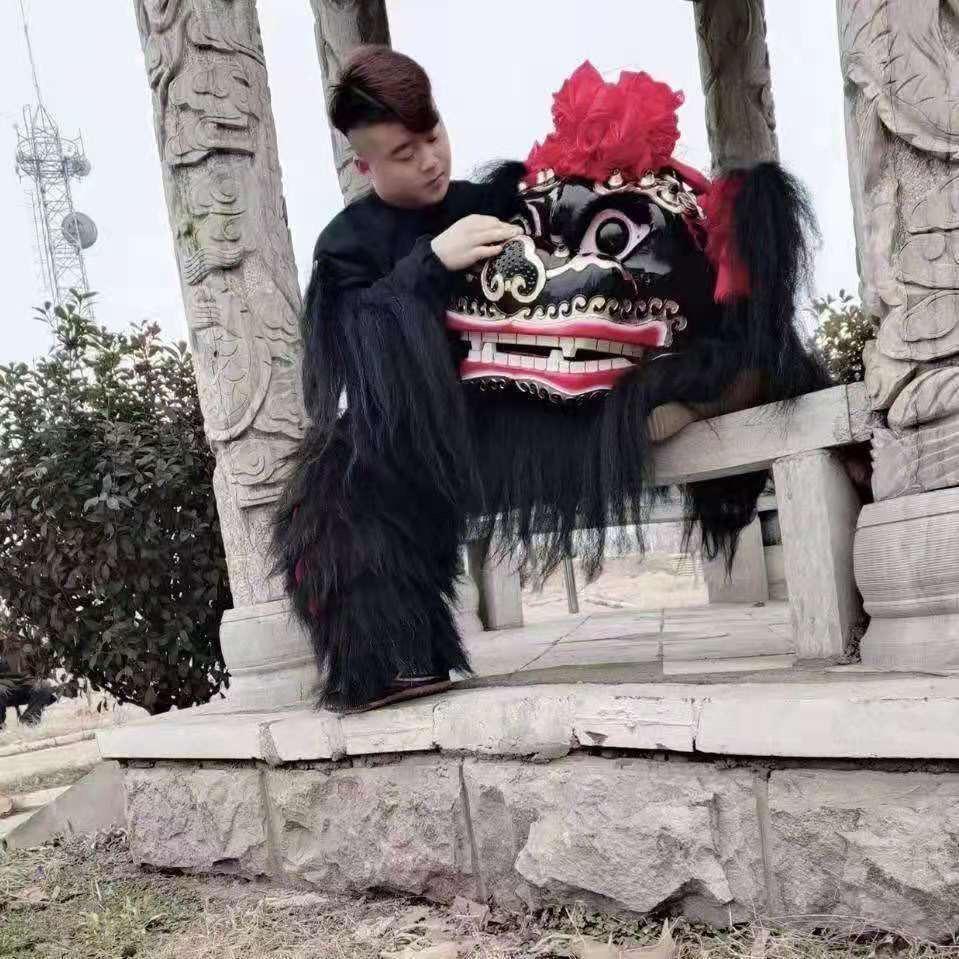 梁山小白狮醉狮（小贵）