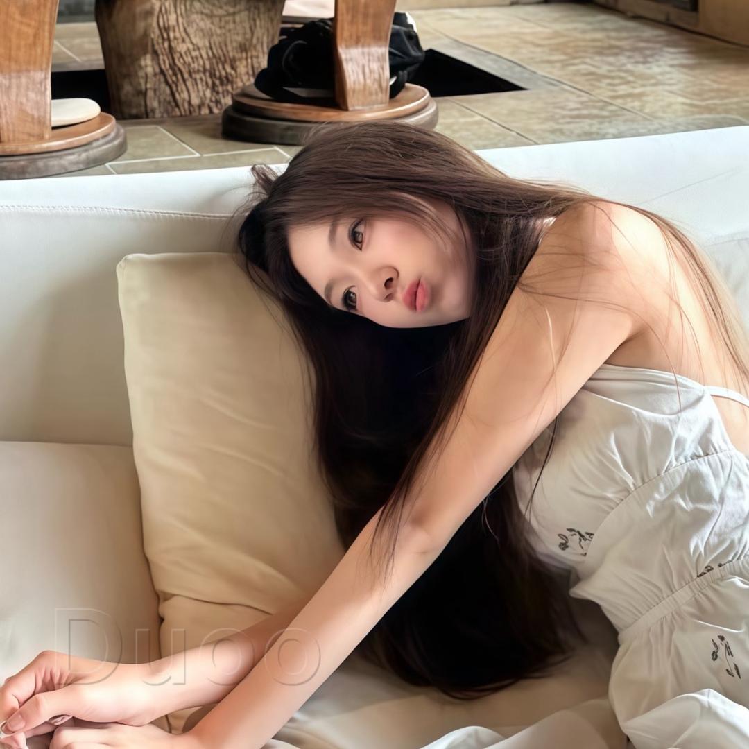 几张信纸.