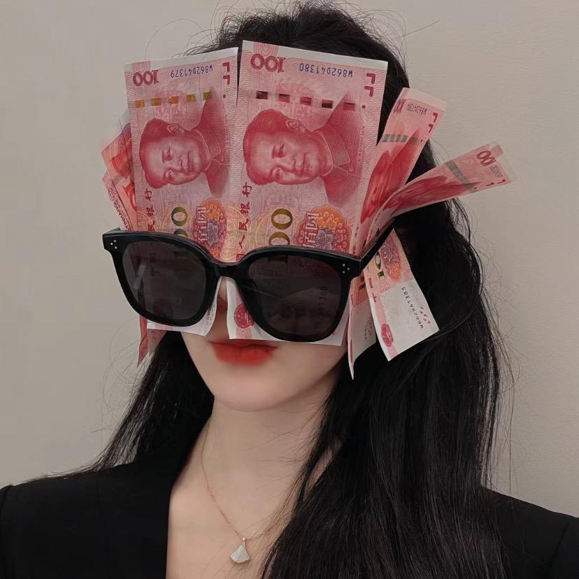 团团吃喝玩乐