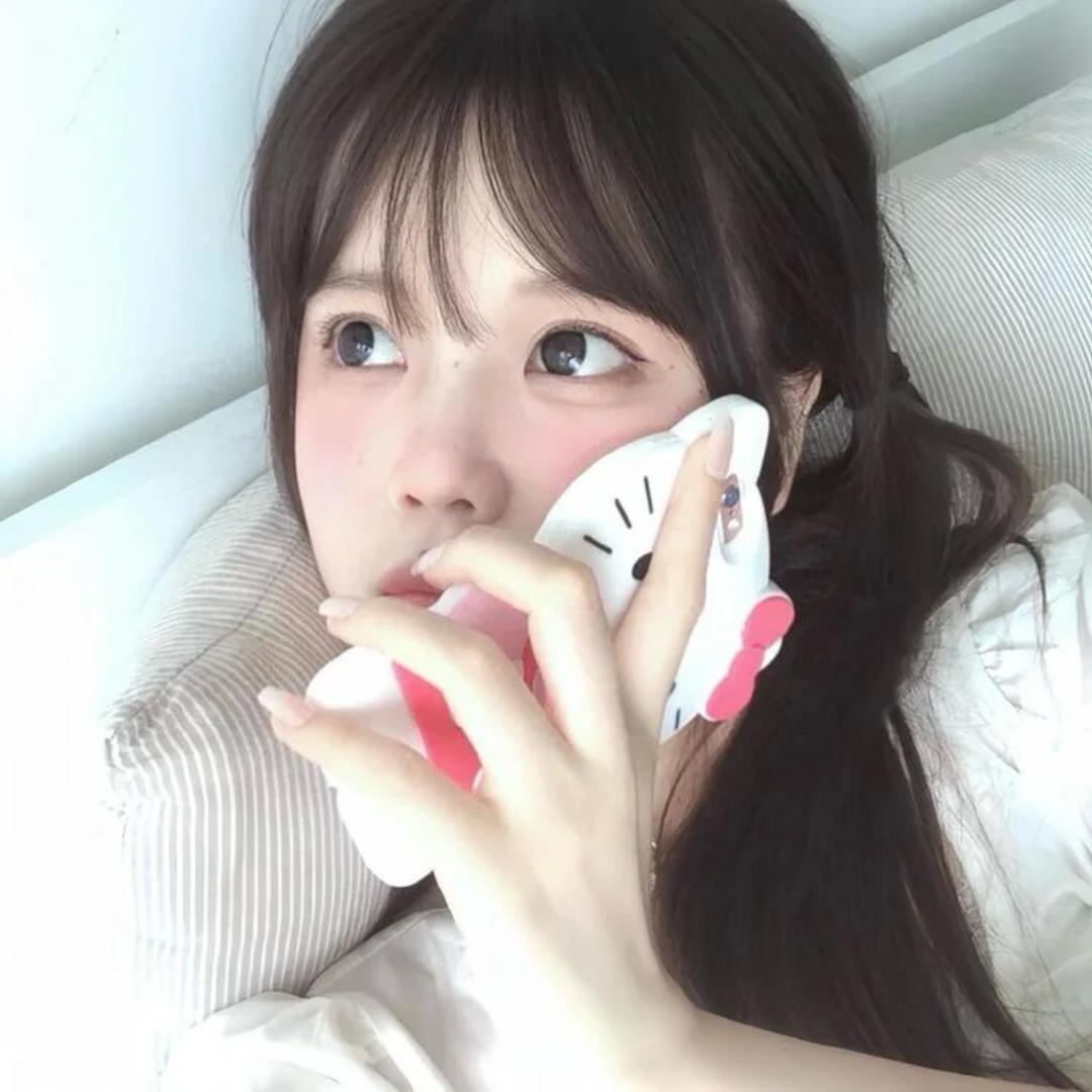 看见叮叮就喊她上厕所