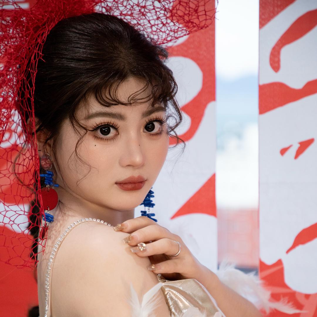 大眼妹妹～
