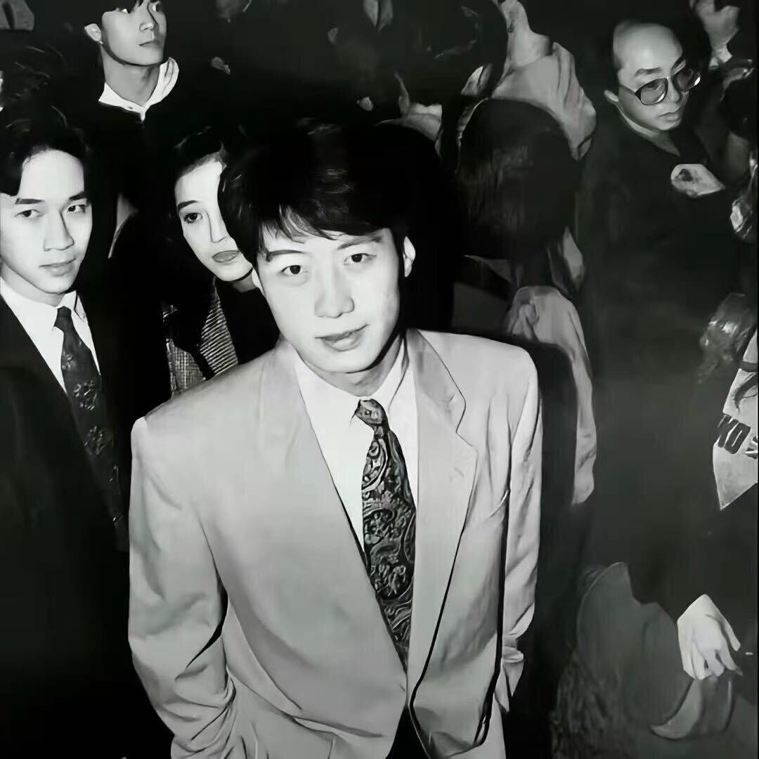 瑜დღ