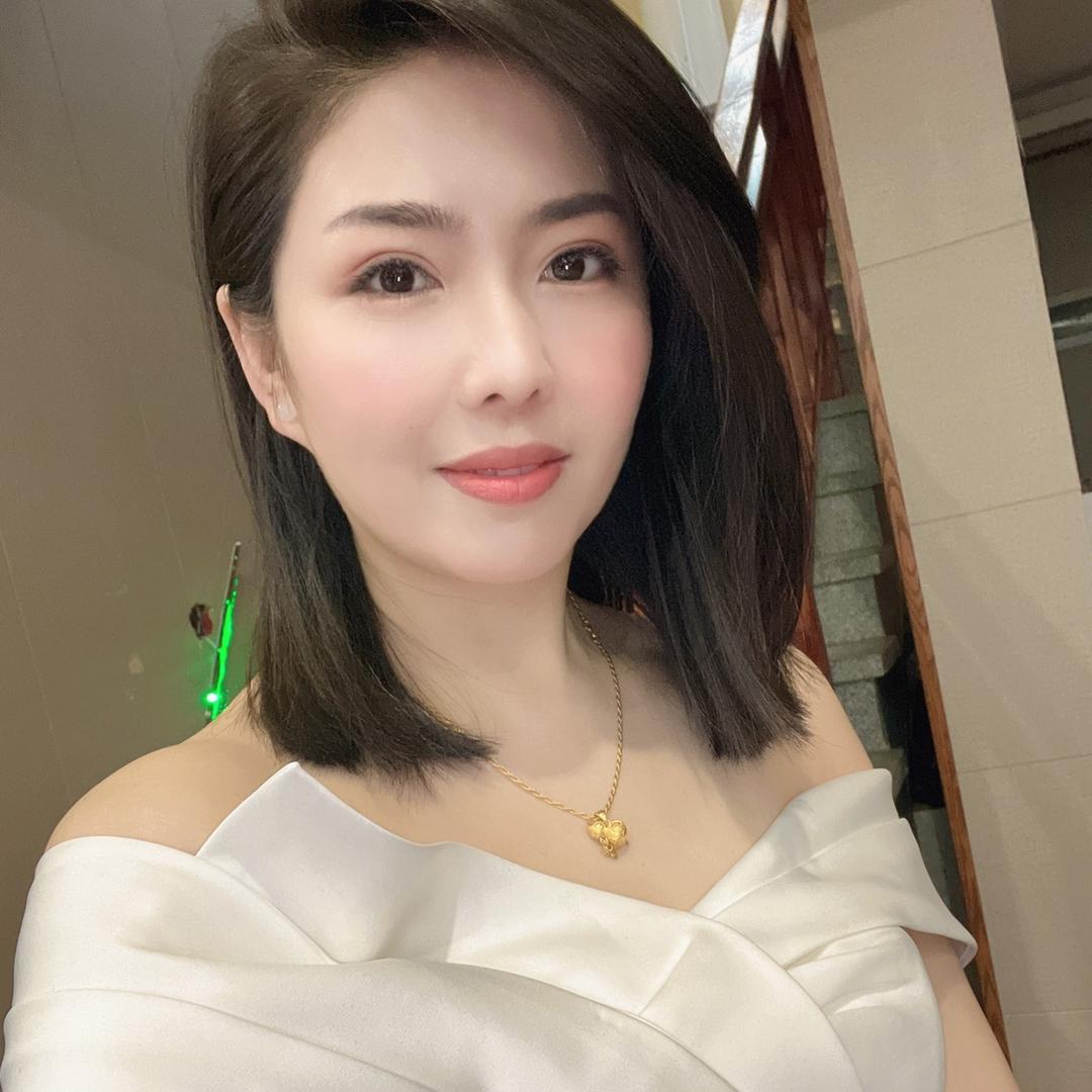 淑女范顺发人和地下批发女装
