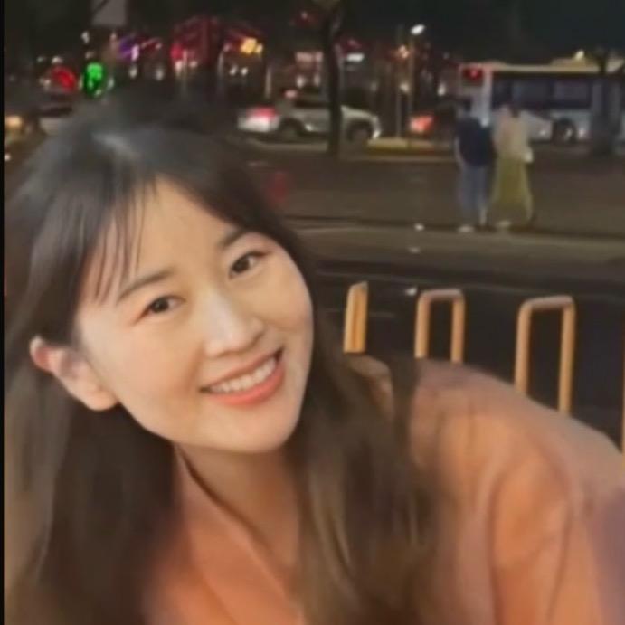 冬青．