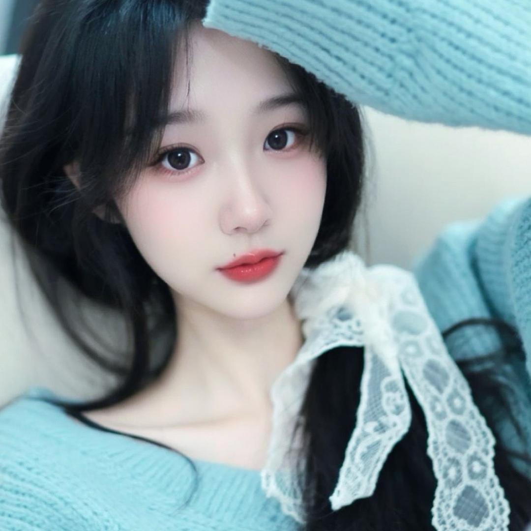 网瘾少女小白白