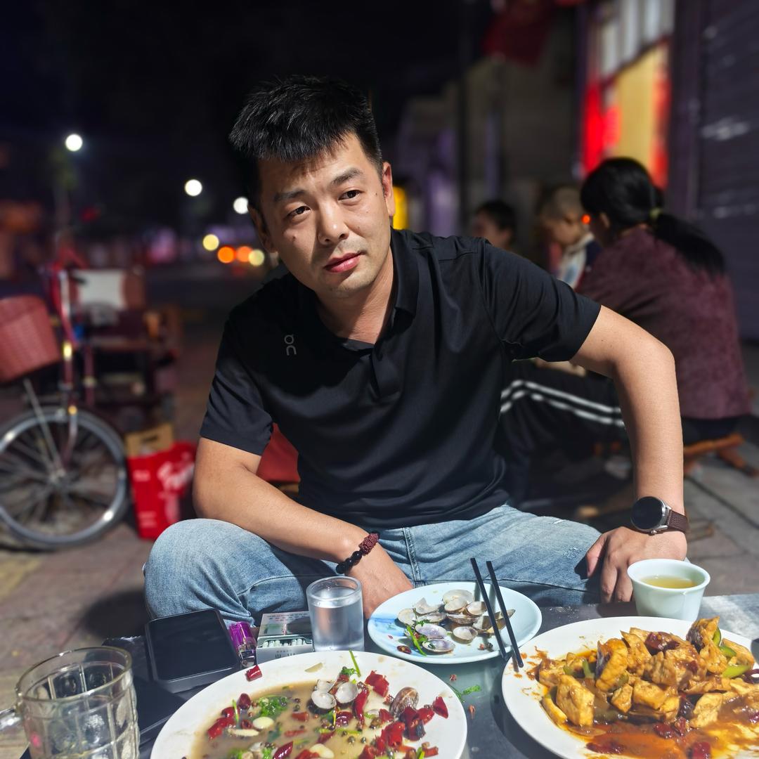 小穆哥喝不多
