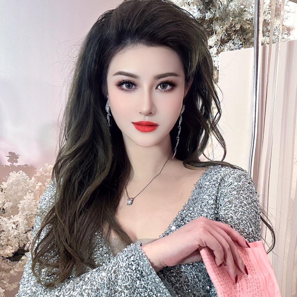 李菲