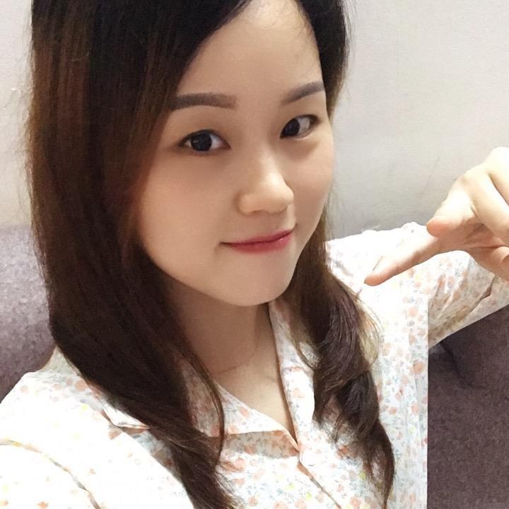 娜娜.