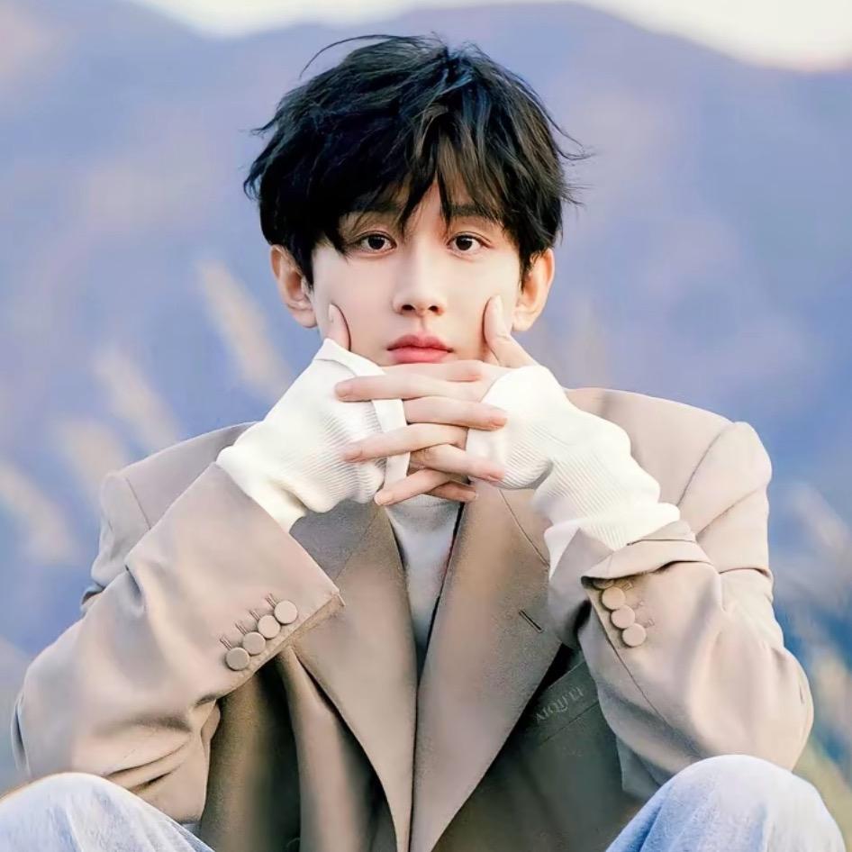 ✨云云🥝⁸¹⁸