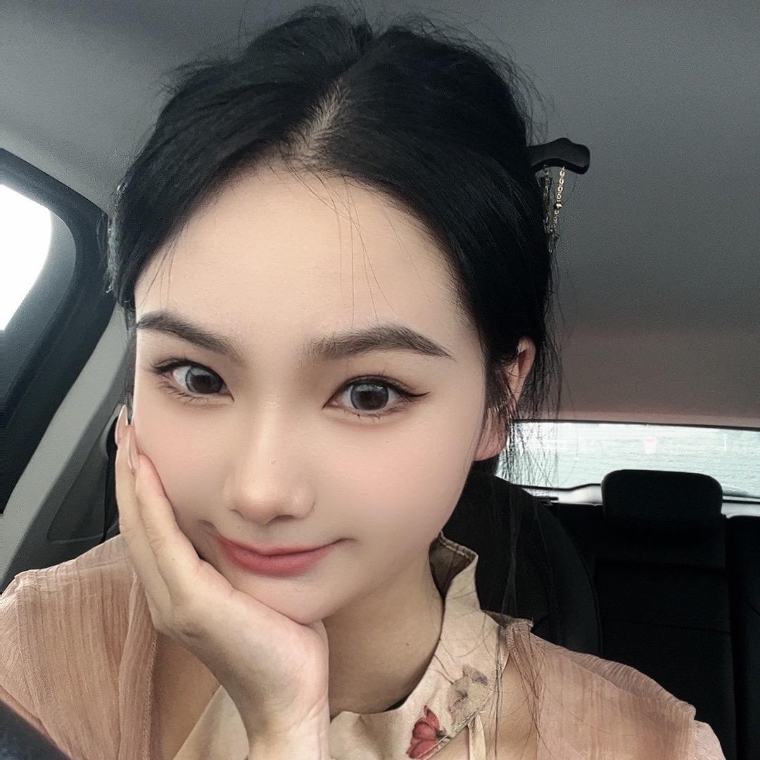 小雨吃饭啦