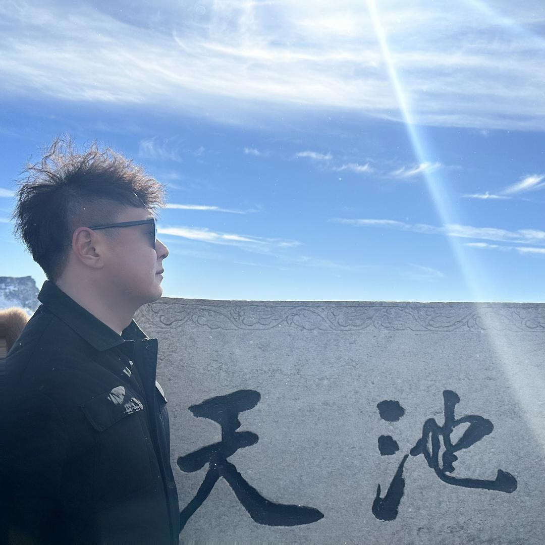 鸡西市嘉鹏二手车