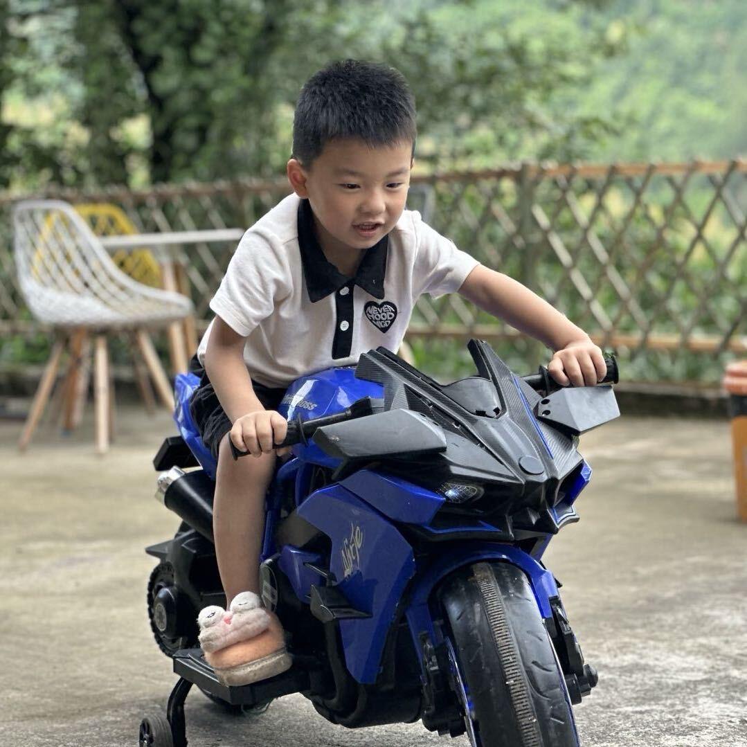 何二在派镇