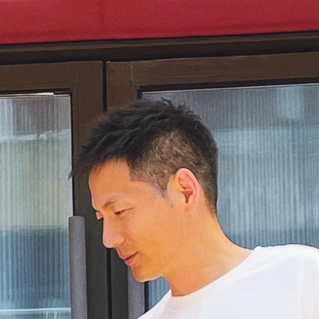 叫我张先森