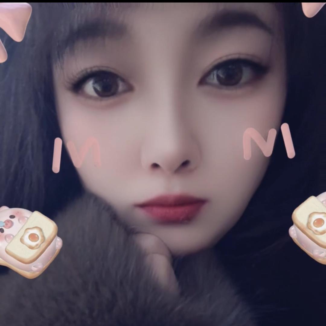 🧚‍♀️D M🍓🍭👠