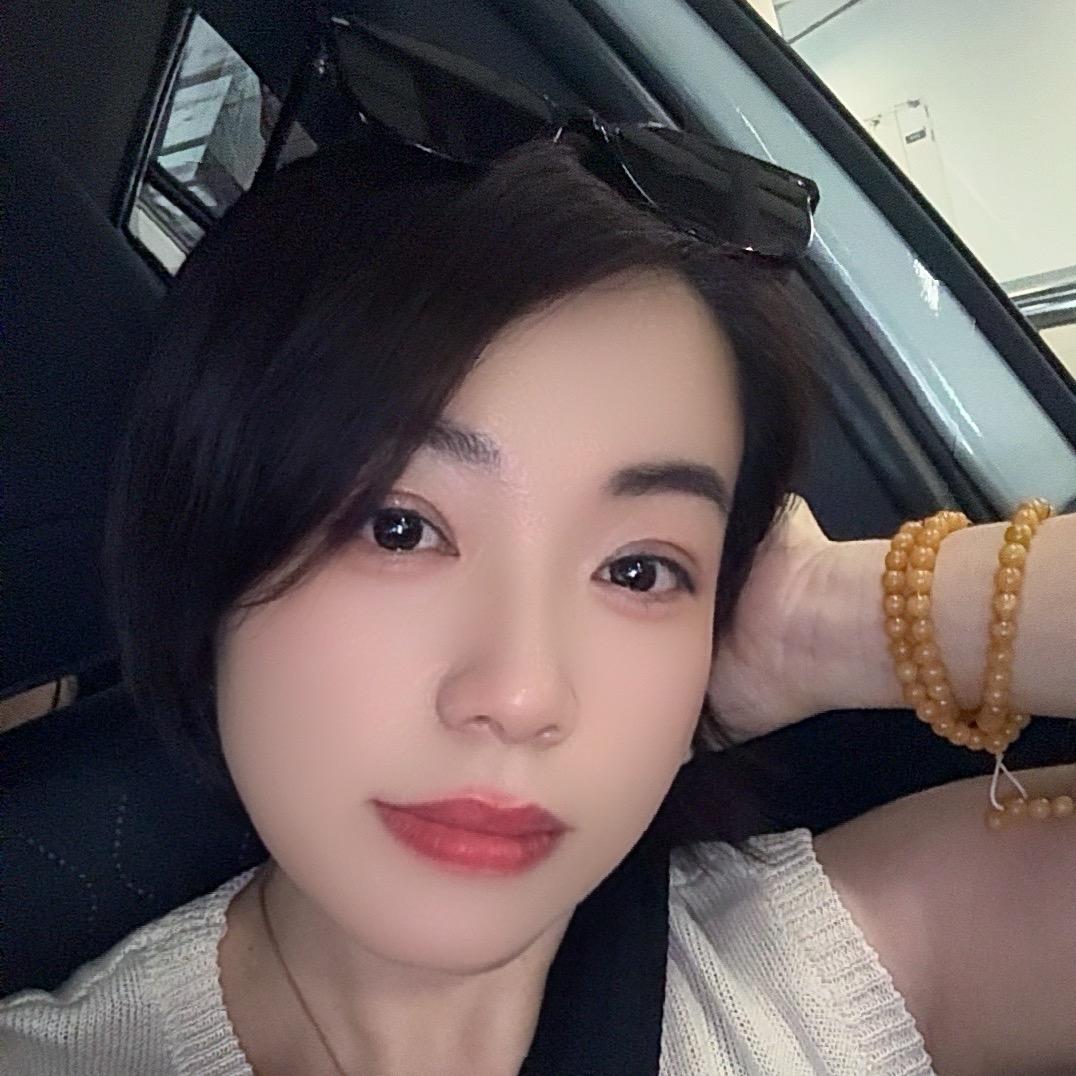 莹莹studio