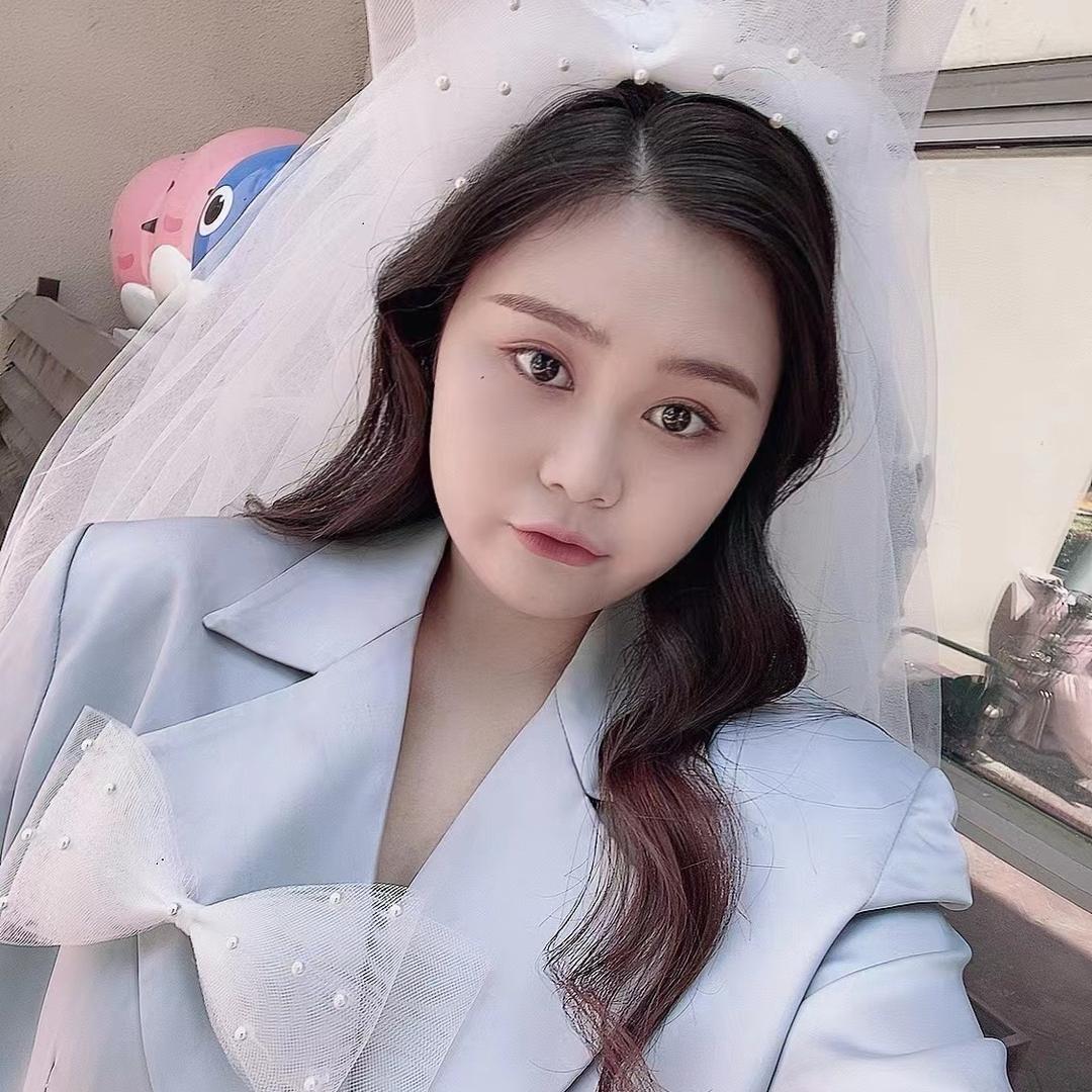 巴黎时装周女士