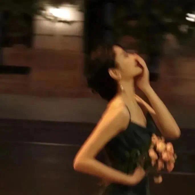 雯雯睡不醒