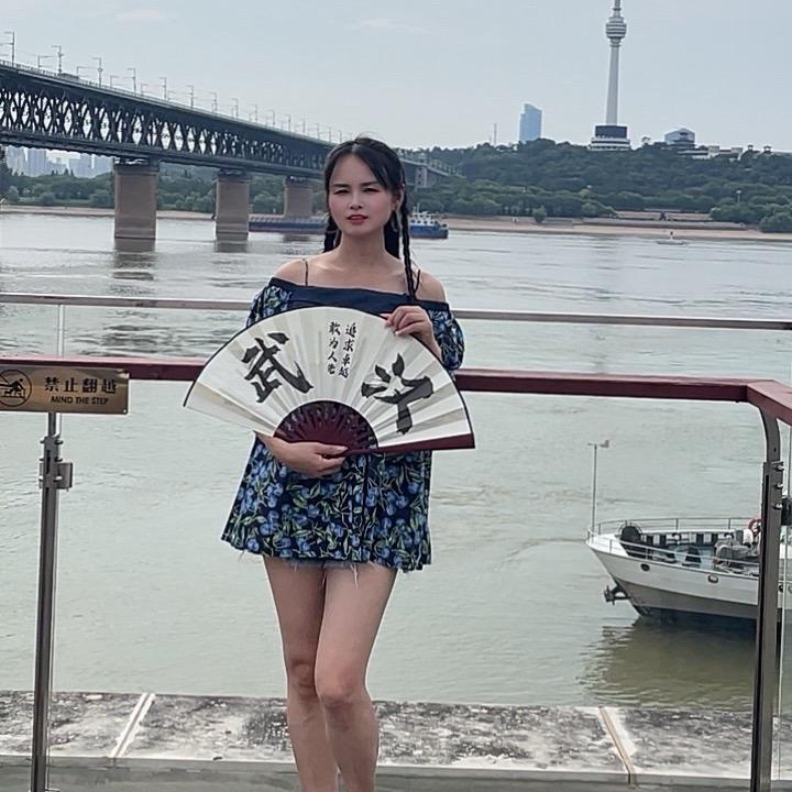 是菲菲吖❤️
