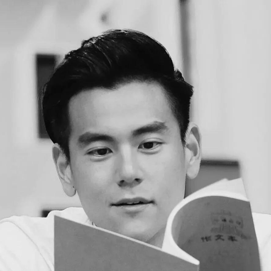 依火莫（小何）