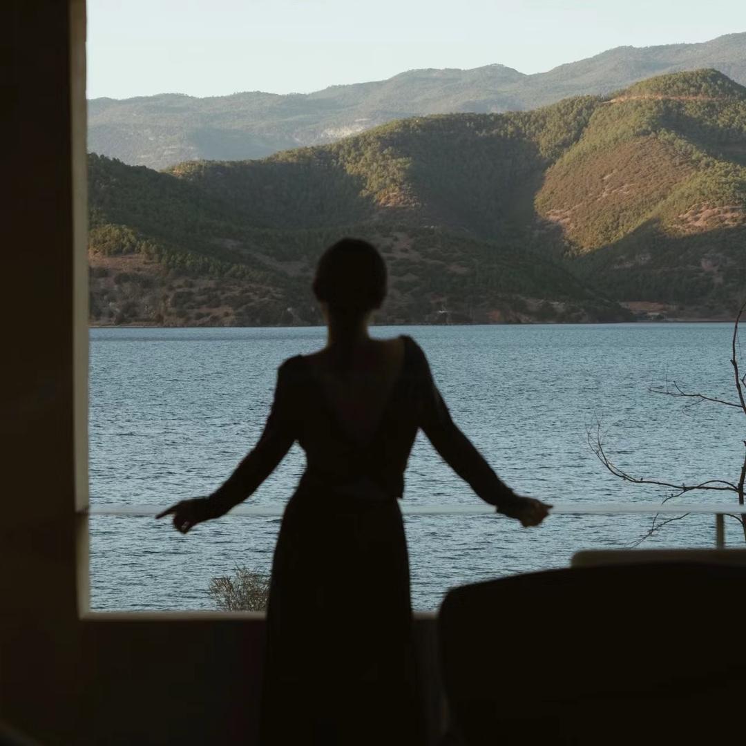 张菲在威海开火锅店（努力版