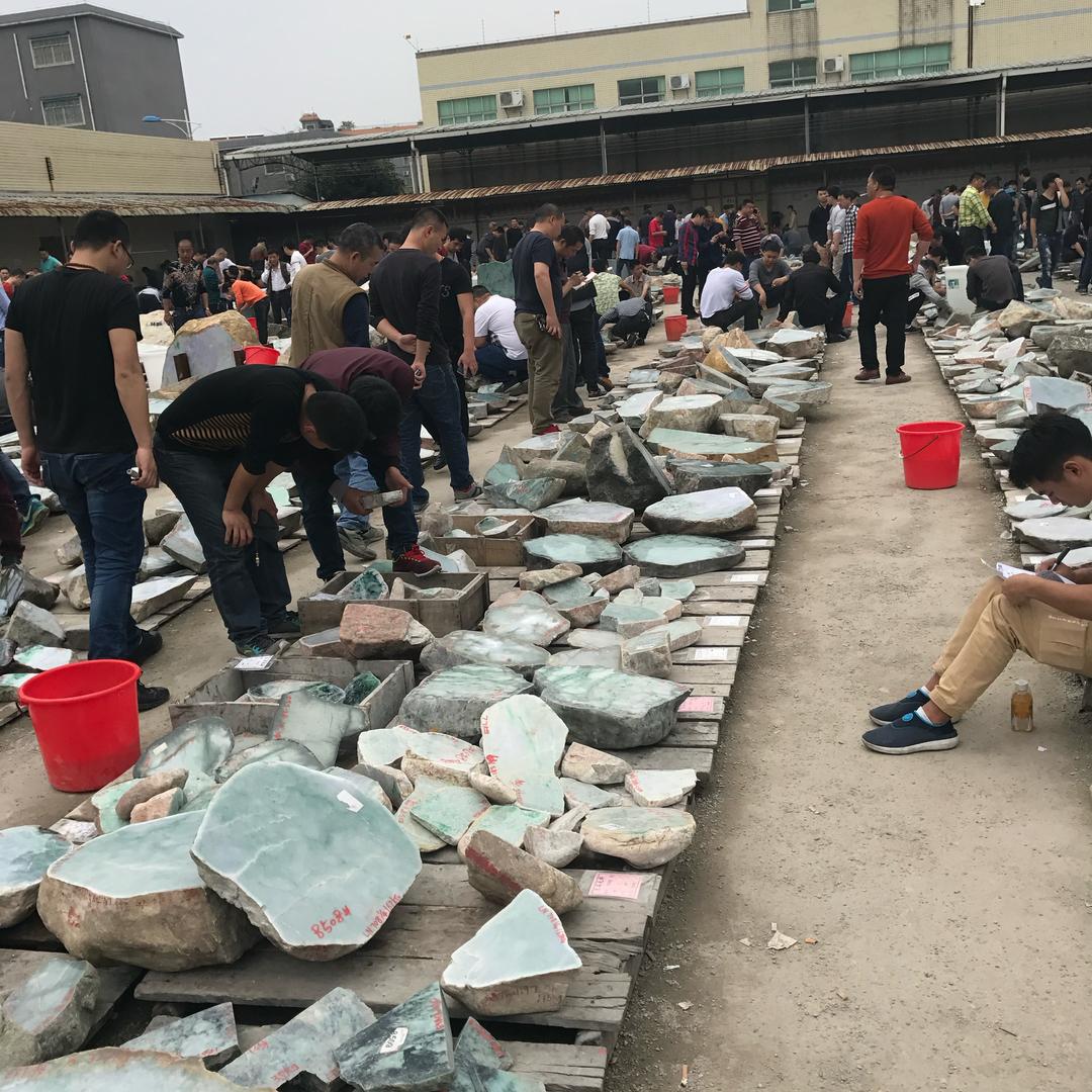 翡翠小罗罗