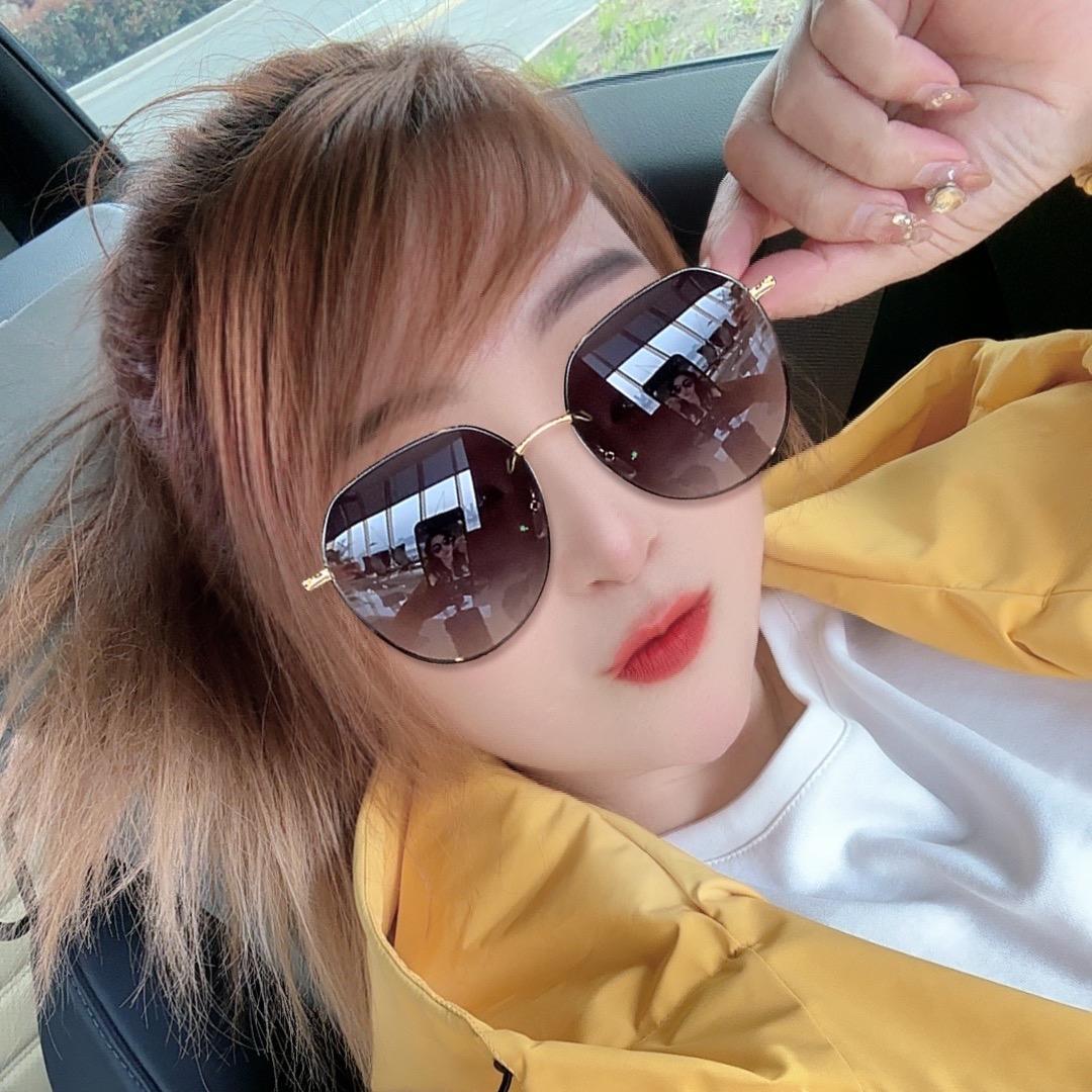诱惑的唇