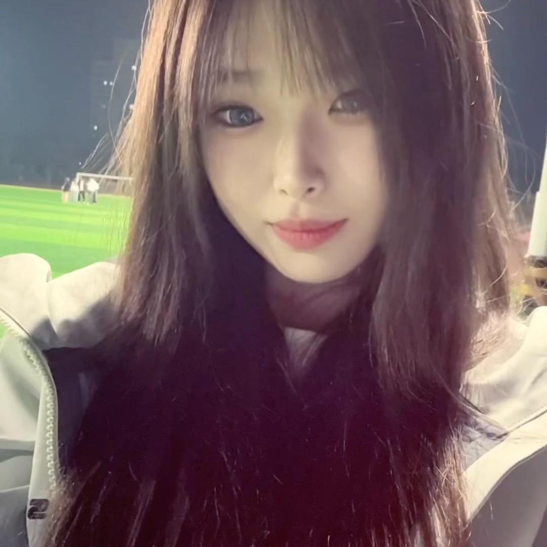 现实你他妈丑死了