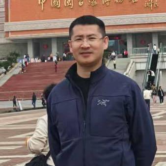 董小磊