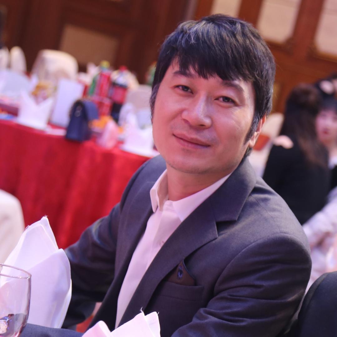 韦加英语周校长