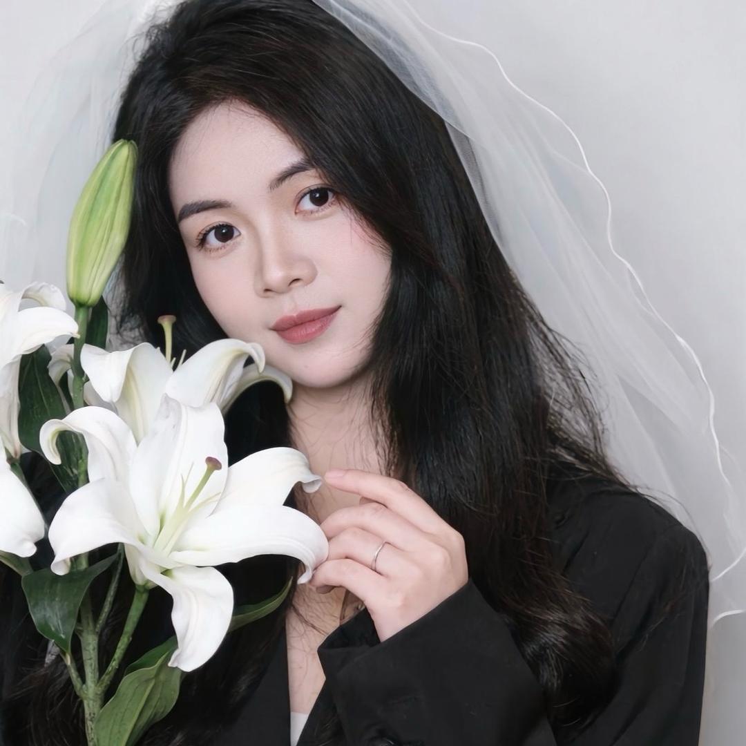 Miss     张 🧚‍♀️