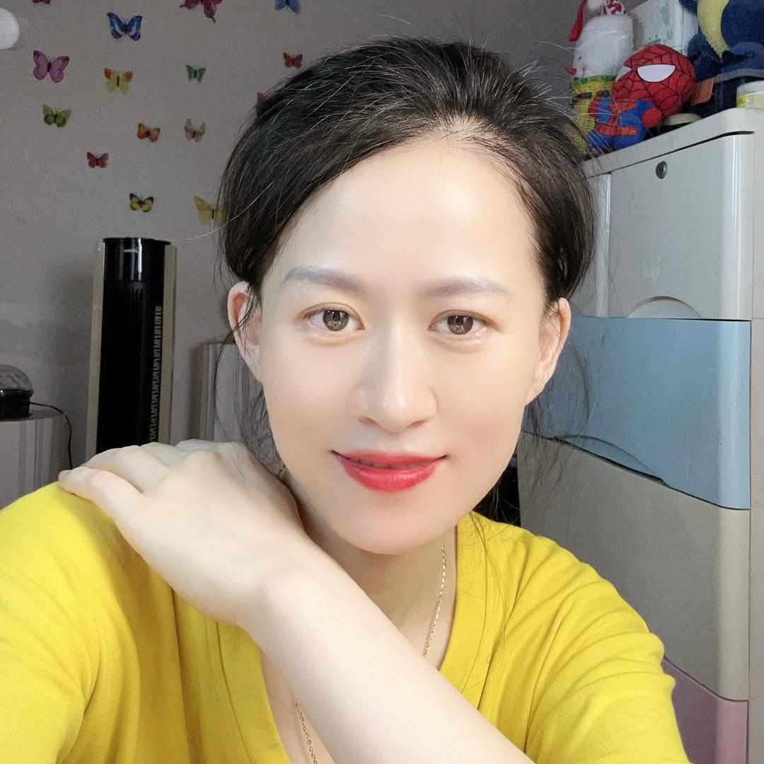 蓝妹🎤（开播号在简介）