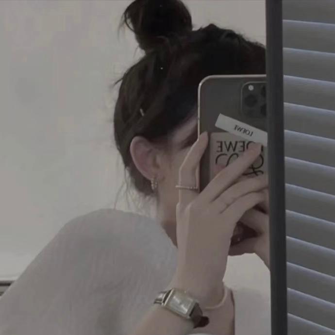 💕薇颜浅笑🌸