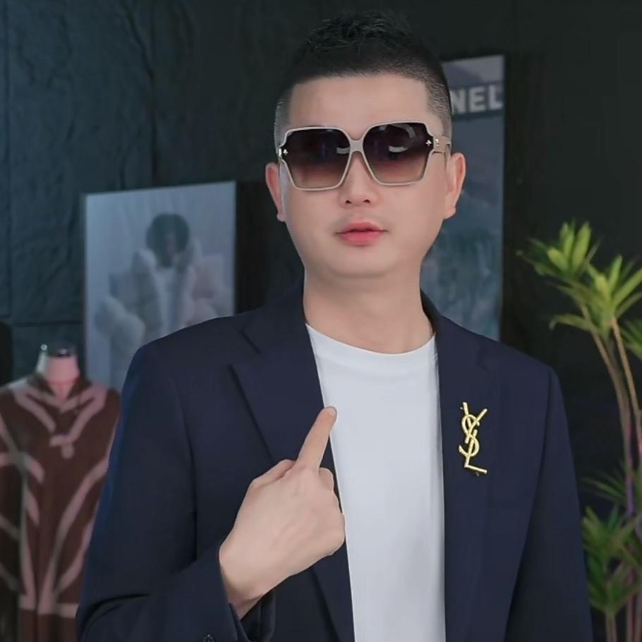 A-zu欧洲站奢品