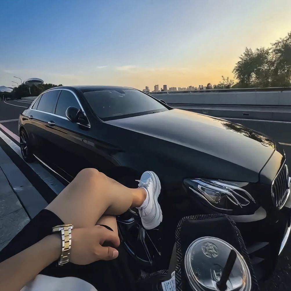 荷花湾的水渠清