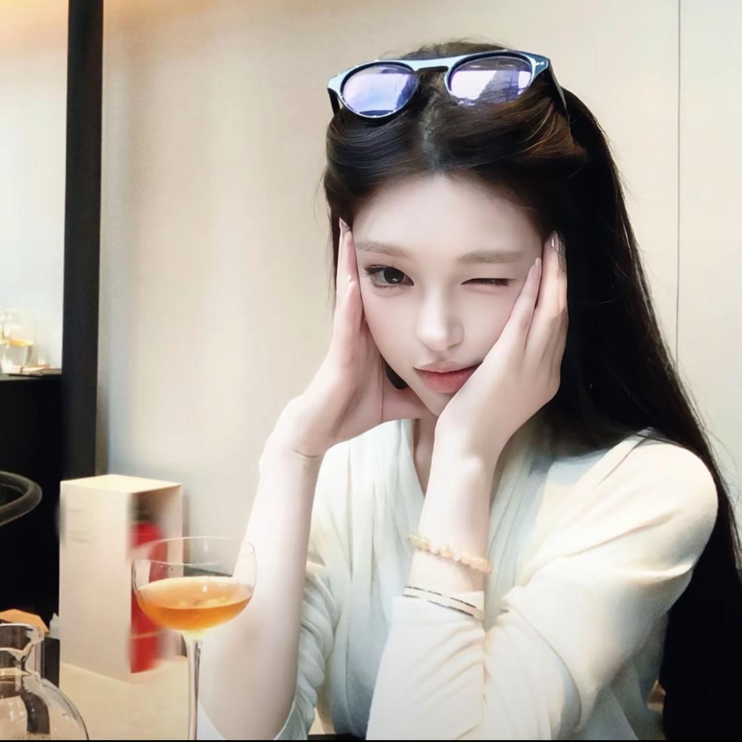 姚姚.*