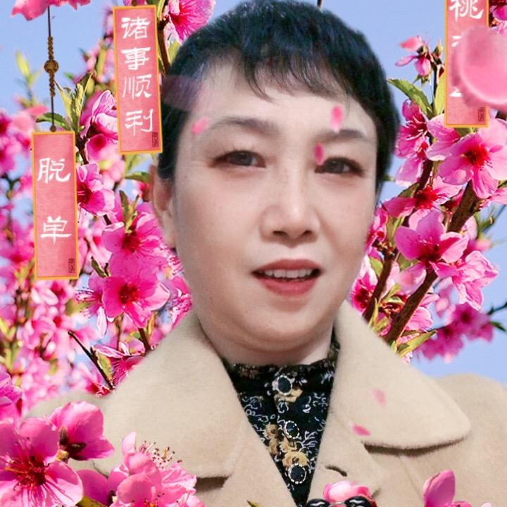 易招兰❤️❤️🌹🌹