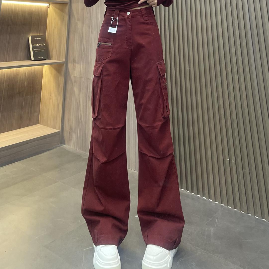 恋衣服装工厂店