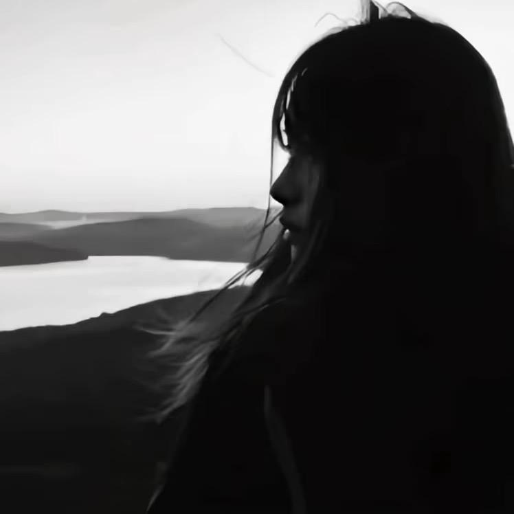 ㅤㅤㅤ 活着为了死