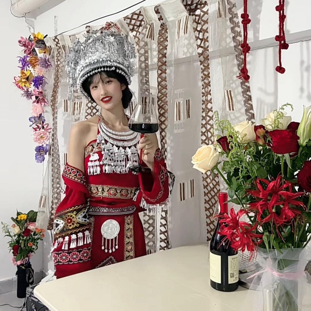 陶陶山歌，